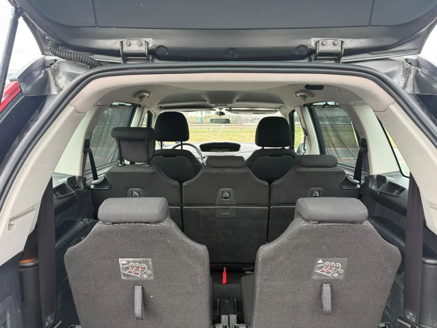 Citroën C4 Grand Picasso 1.6 HDi 7 plazas 2014 foto 6
