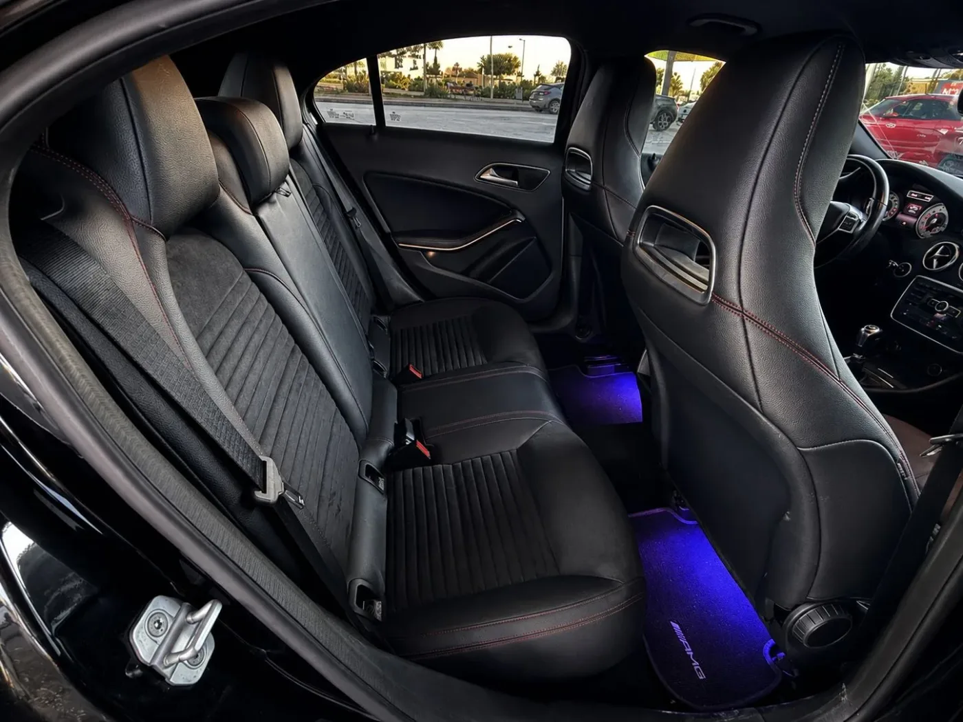 Mercedes-Benz Clase A 200 AMG 2016 foto 9
